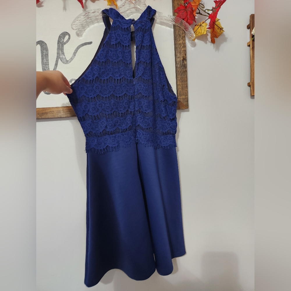 Francesca's Collections Navy Blue Lace Halter Mini Dress - Picture 2 of 4